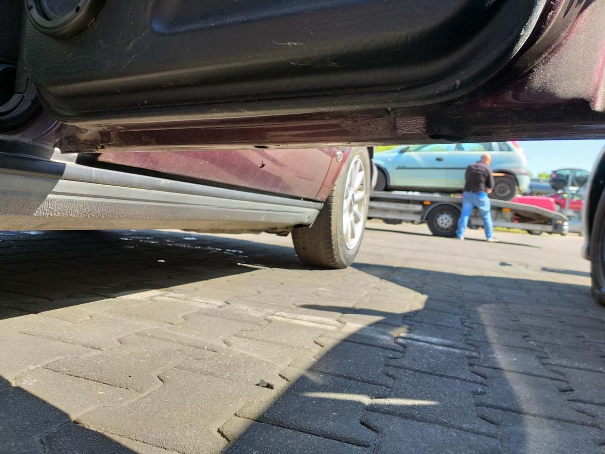 Audi 80 B4 original Tür hinten rechts Weinrot LZ3T Limousine Bj.1992